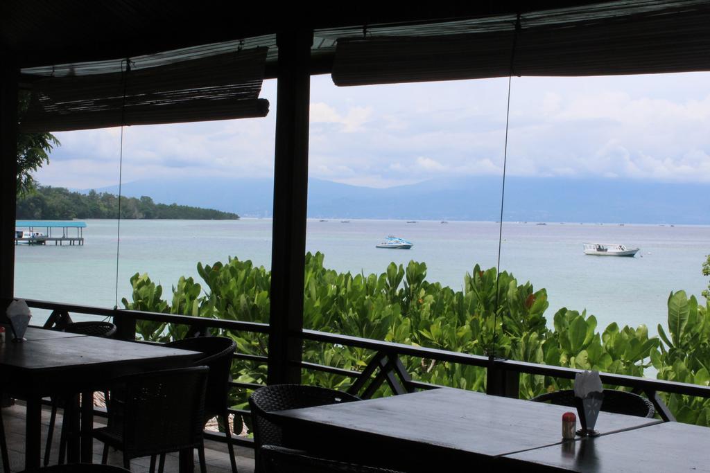 Happy Gecko Dive Resort Bunaken Exterior photo