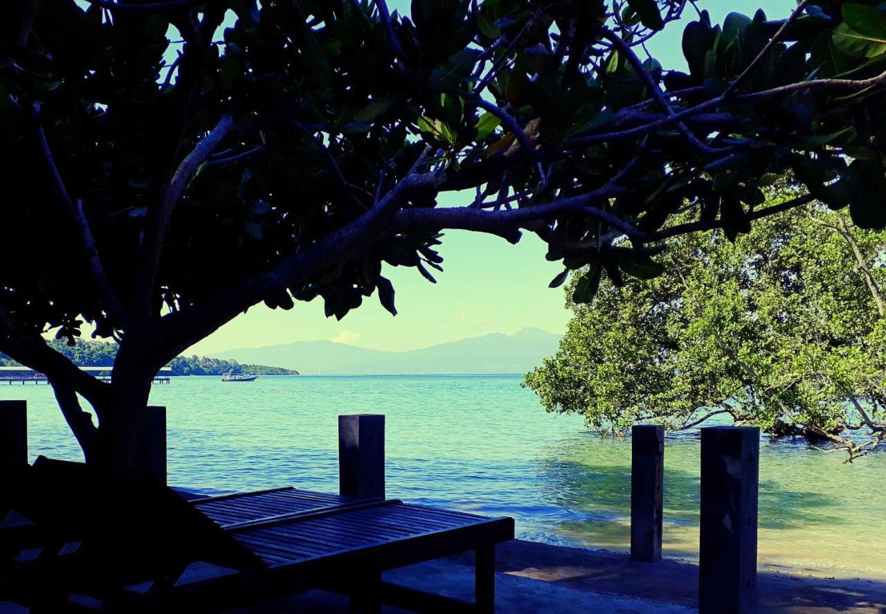 Happy Gecko Dive Resort Bunaken Exterior photo
